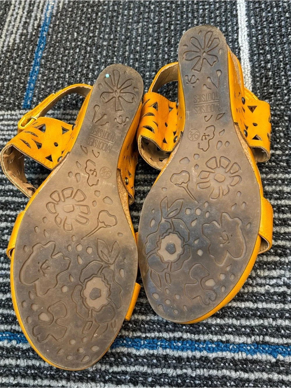 Mootsies Tootsies great preowned